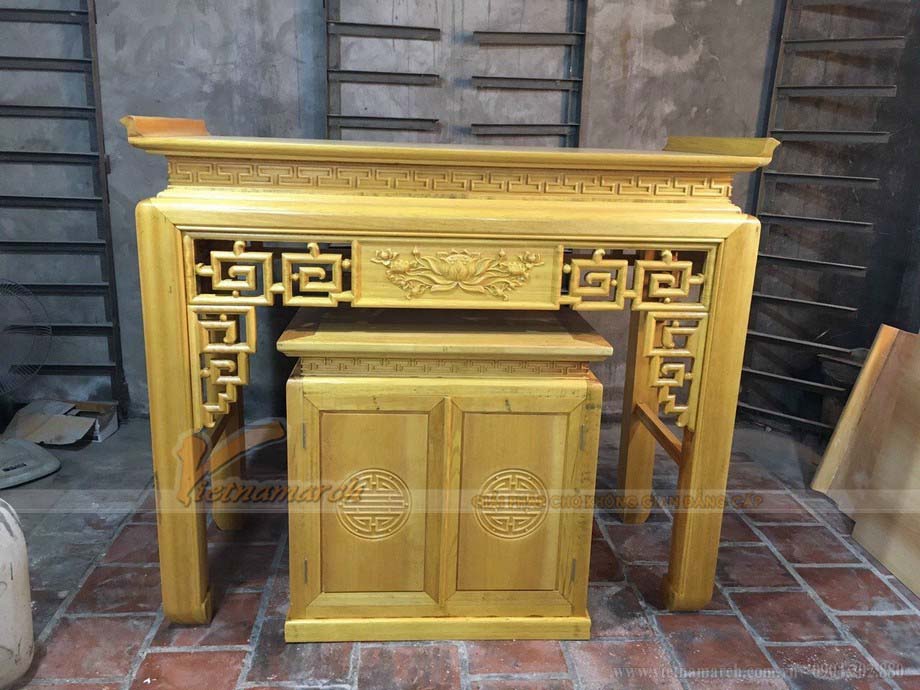 M&agrave;u sắc ban thờ sẽ ph&ugrave; hợp với tổng thể ng&ocirc;i nh&agrave;